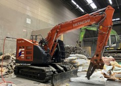 日立建機　バッテリー駆動式ショベルが稼働時の電力負荷を平準化でき...