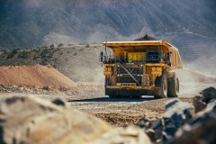 コマツ　世界初、超大型自動運転ダンプトラック累計導入台数1,000台を...