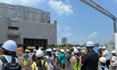 加藤製作所　～草加市・東京電機大学と産官学で連携～ 大型クレーン車...